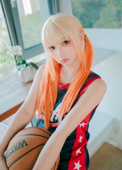 金瓶少女